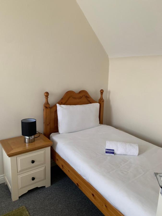 Апартаменты Newcastle Townhouse Голуэй Экстерьер фото